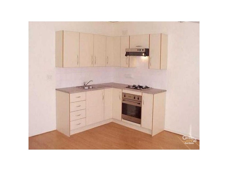 3/4 Greig Court, Elwood VIC 3184