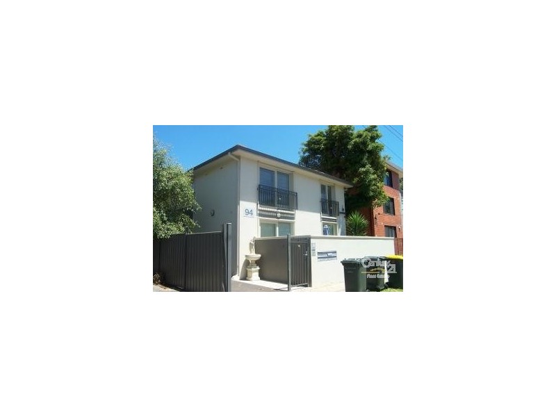 8/94 Glen Huntly Road, Elwood VIC 3184