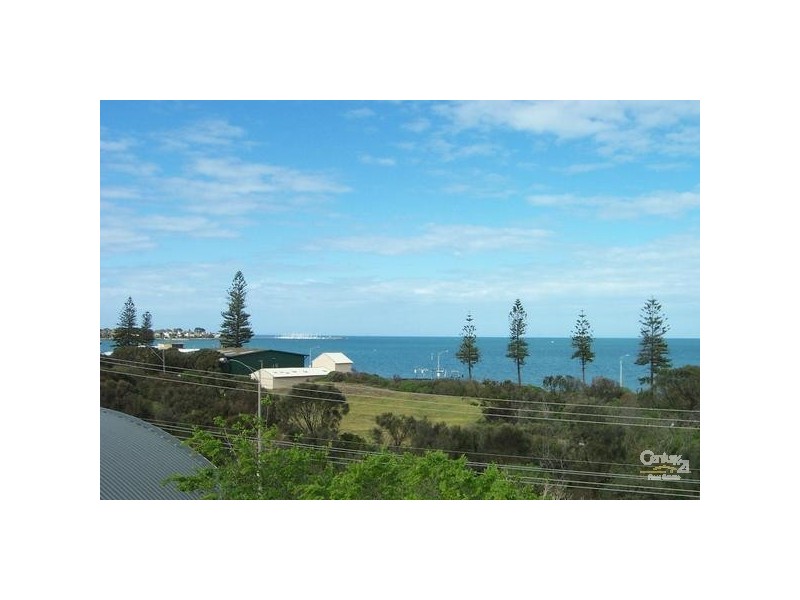 2/51 Ormond Esplanade, Elwood VIC 3184