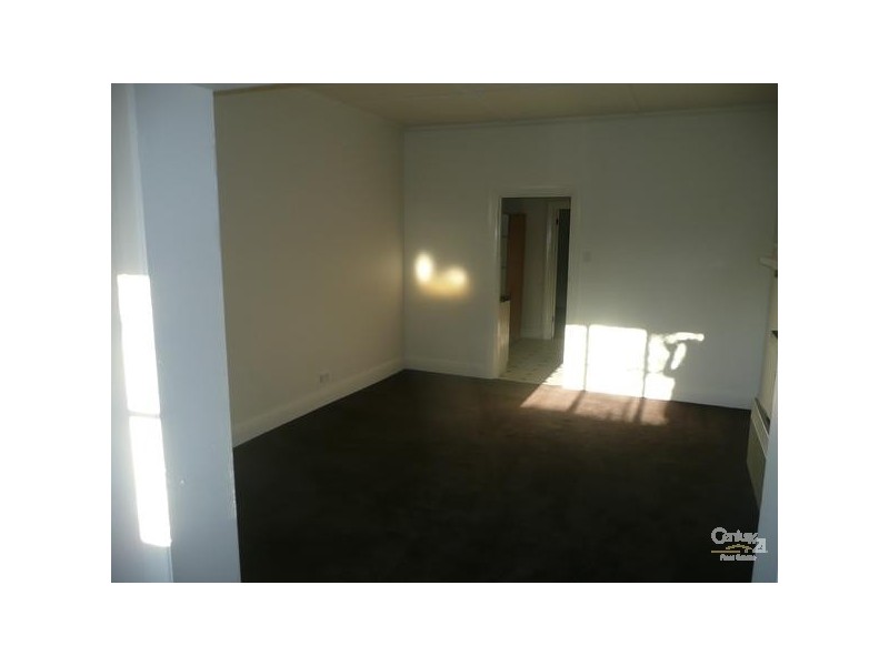 1A/5 Byrne Avenue, Elwood VIC 3184