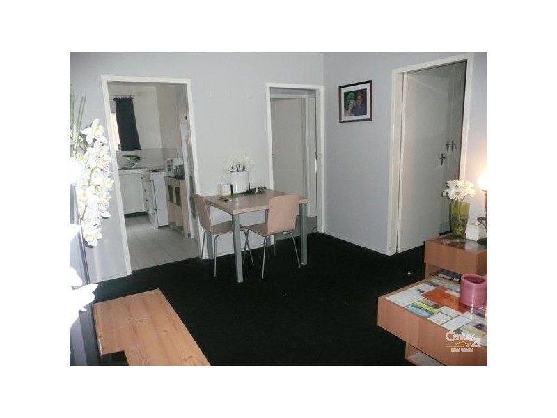 7/16 Robe Street, St Kilda VIC 3182