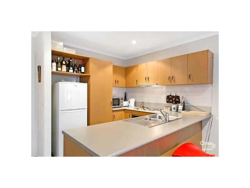 7/5 Dickens Street, Elwood VIC 3184