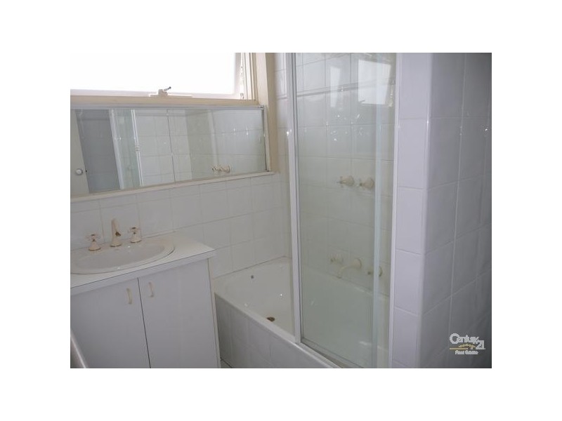 3/133 Glen Huntly Road, Elwood VIC 3184