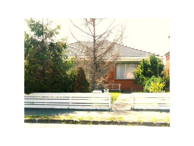 18 Blanche Street, Brighton East VIC 3187