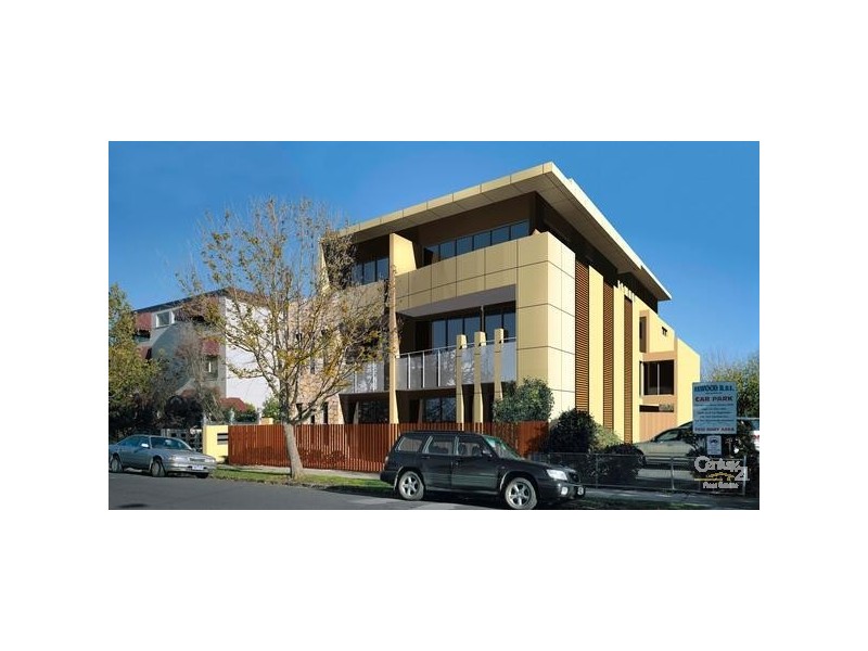 6 Pine Avenue, Elwood VIC 3184