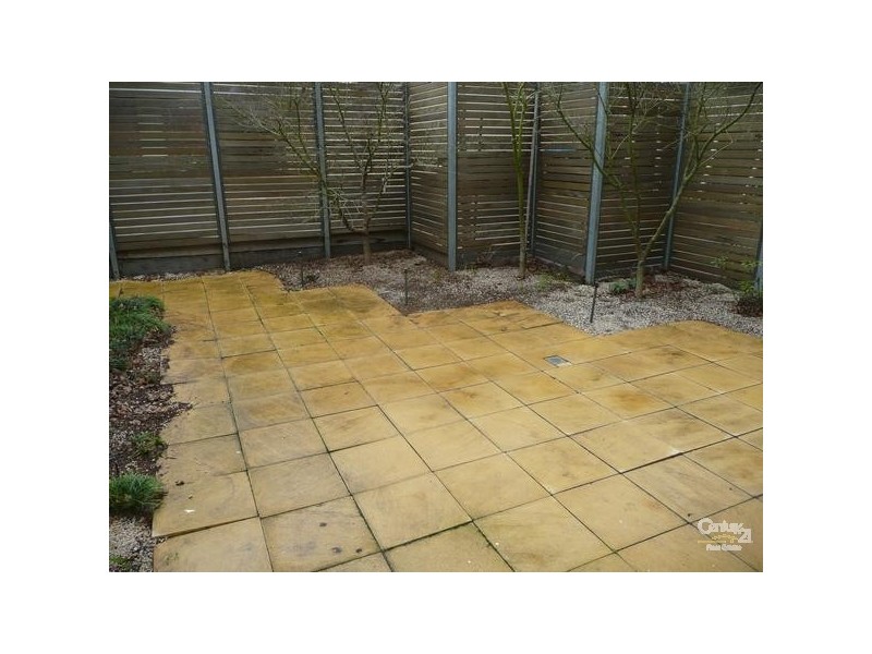 1/31 Kooyong Road, Armadale VIC 3143