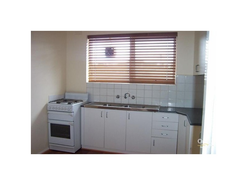 4/40 Rothesay Avenue, Elwood VIC 3184