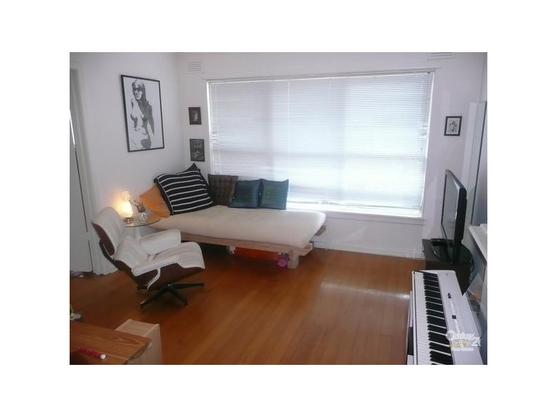 8/39 Byron Street, Elwood VIC 3184