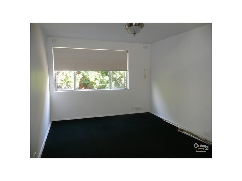 7/16 Robe Street, St Kilda VIC 3182