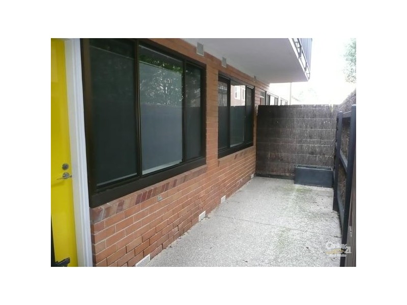 2/38 Sycamore Grove, St Kilda East VIC 3183