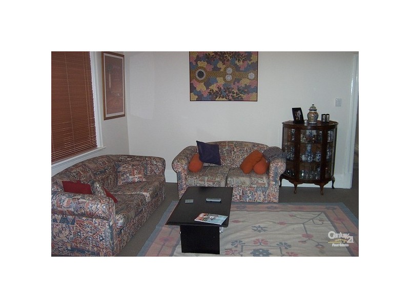 3 Wilton Grove, Elwood VIC 3184