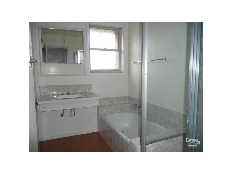 18 Blanche Street, Brighton East VIC 3187