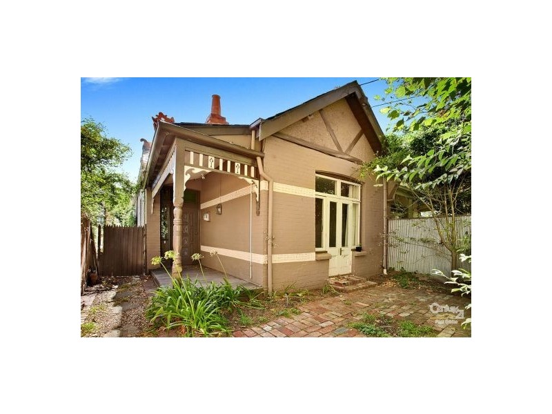 4 Meredith Street, Elwood VIC 3184