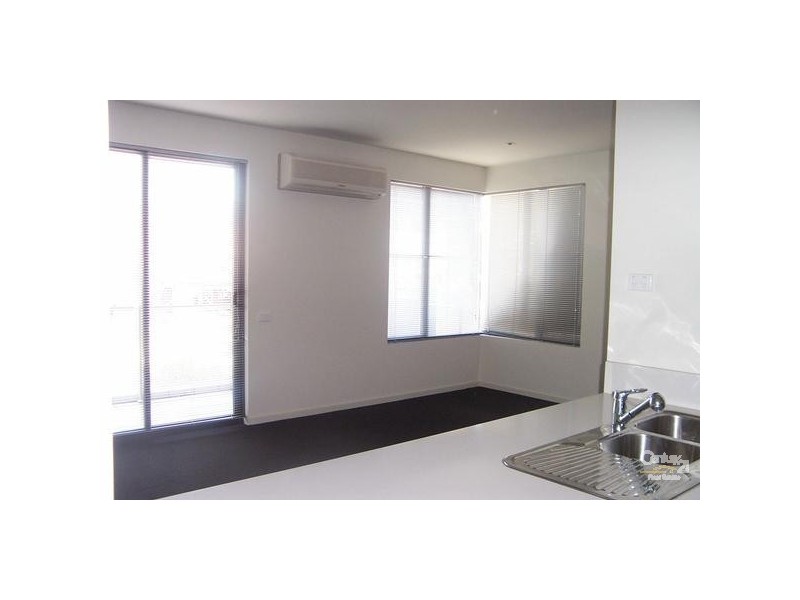 8/561 Glenferrie Road, Hawthorn VIC 3122