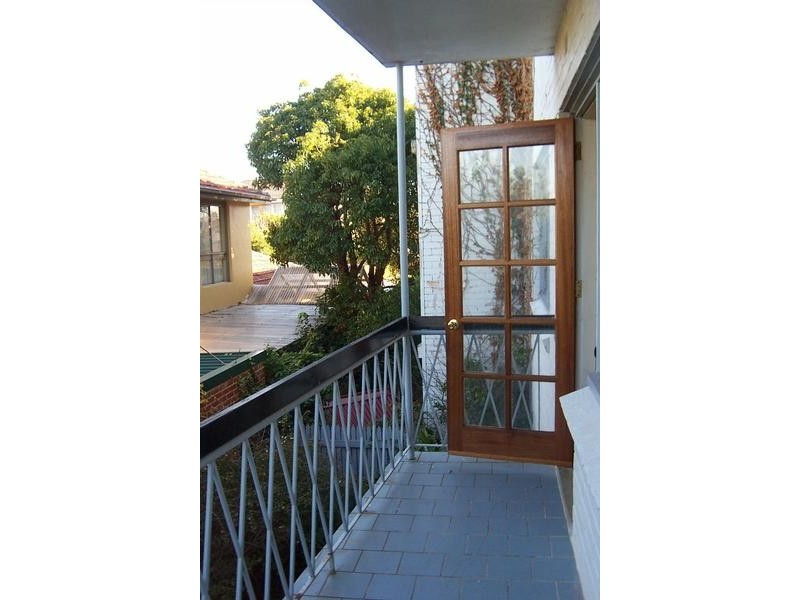 5/35 Pine Avenue, Elwood VIC 3184