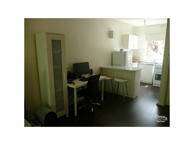 16/131 Glen Huntly Road, Elwood VIC 3184