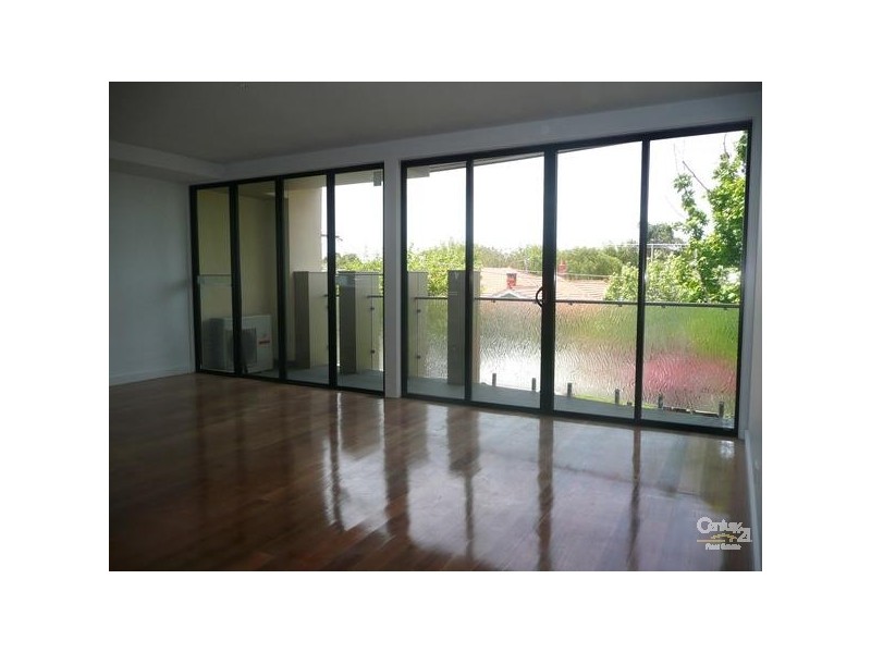 6/6 Pine Avenue, Elwood VIC 3184