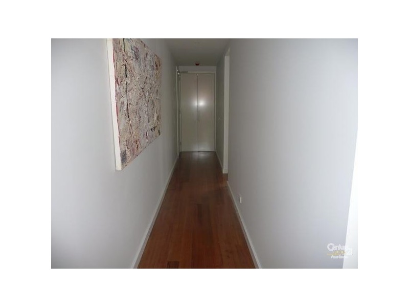 6/6 Pine Avenue, Elwood VIC 3184