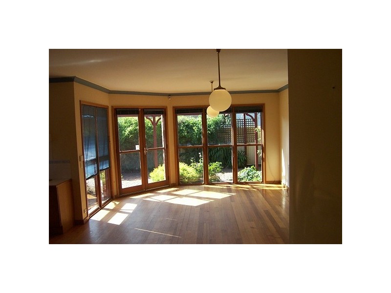 7 Marlton Crescent, St Kilda East VIC 3183