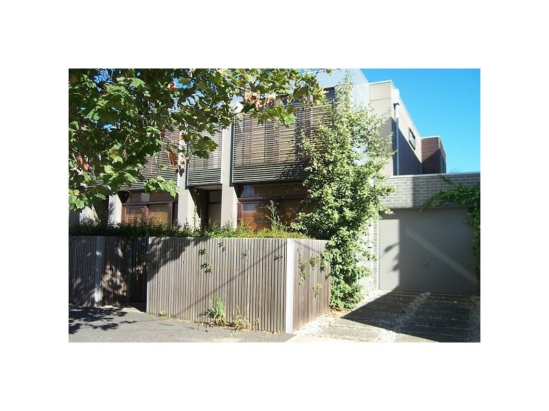 68 Foam Street, Elwood VIC 3184