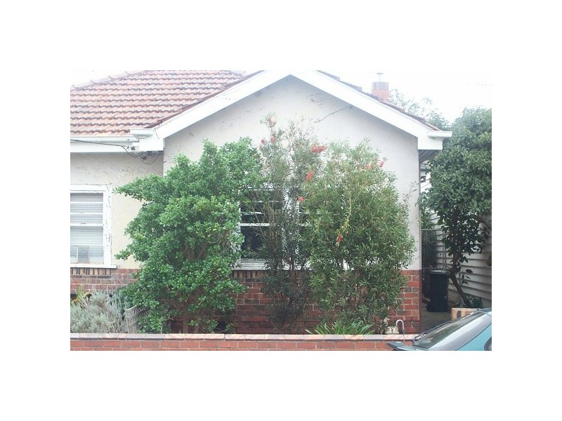16a Rosamond, St Kilda VIC 3182