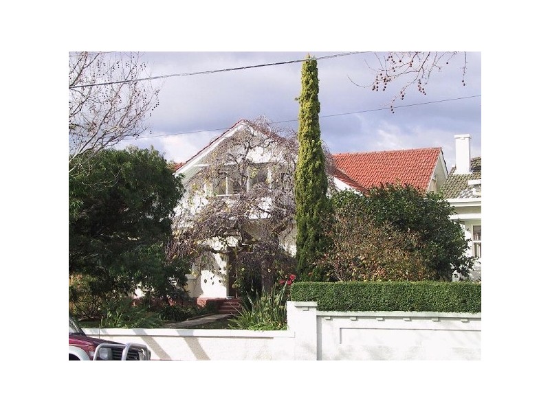 13 Normandy Road, Elwood VIC 3184