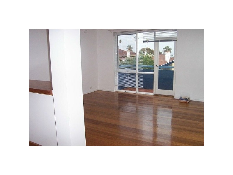 8/70 Patterson Street, St Kilda VIC 3182