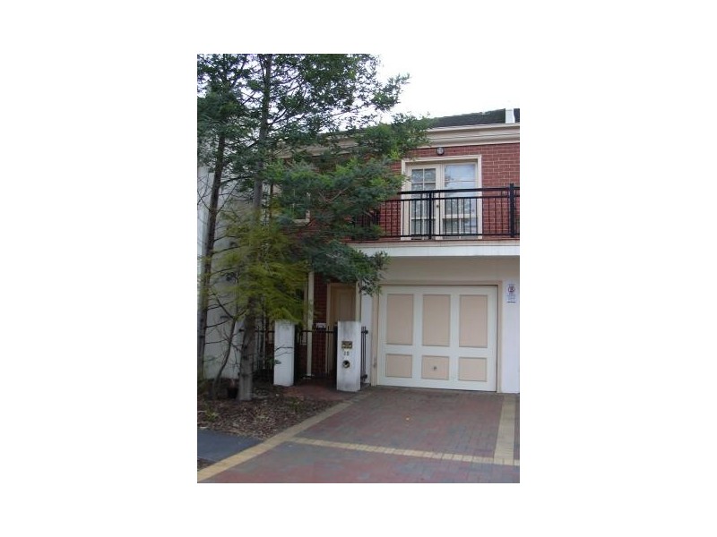 15 Continental Way, Prahran VIC 3181