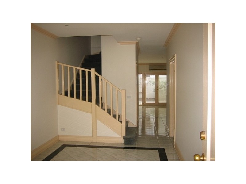 15 Continental Way, Prahran VIC 3181