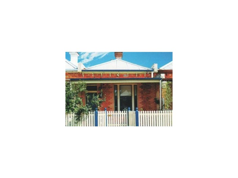 7 Moore Street, Elwood VIC 3184