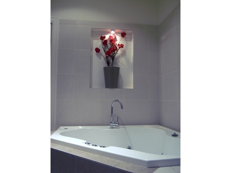 8 Salisbury Street, Newport VIC 3015