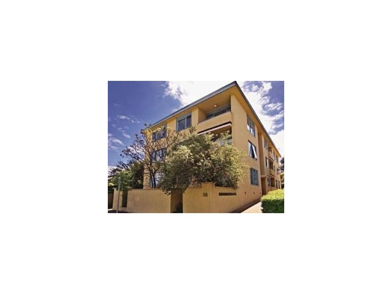 4/36 Byron Street, Elwood VIC 3184