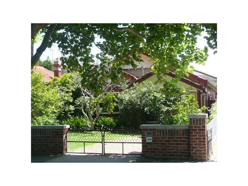 128 Ruskin Street, Elwood VIC 3184