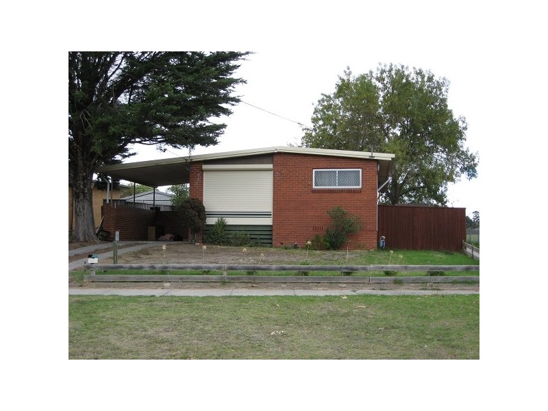 13 Gardenia Crescent, Frankston North VIC 3200