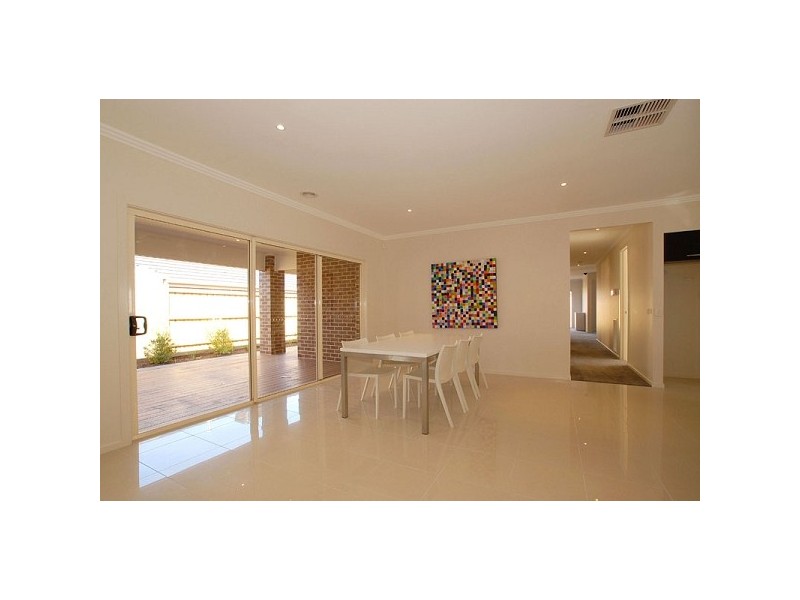 21 Carbine Way, Lyndhurst VIC 3975
