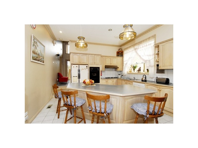 11 Bachli Street, Rye VIC 3941