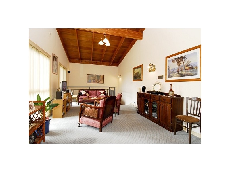 11 Bachli Street, Rye VIC 3941