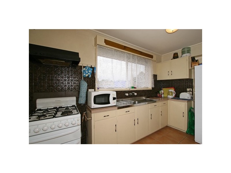 111 Karingal Drive, Frankston VIC 3199