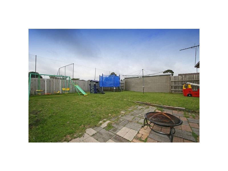 111 Karingal Drive, Frankston VIC 3199