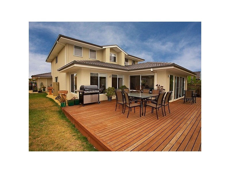 4 Flynn Tce, Sandhurst VIC 3977