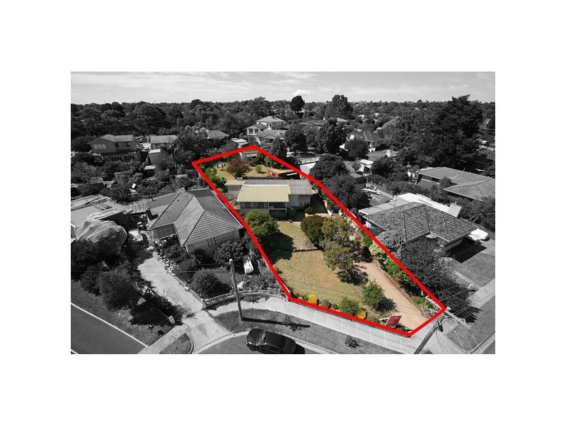 35 Helvetia Court, Frankston South VIC 3199