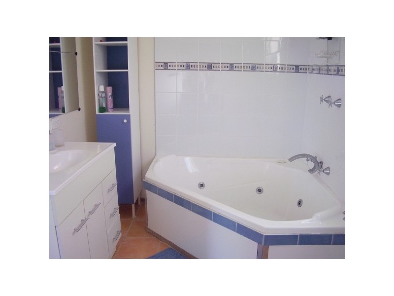 556 Station Street, Carrum VIC 3197