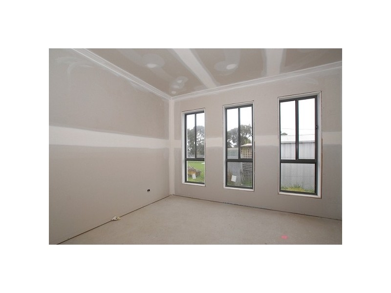 Unit 3, 38 Mc Cormicks Road, Skye VIC 3977