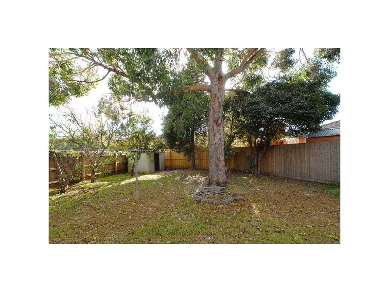 33 Grimwade Crescent, Frankston VIC 3199