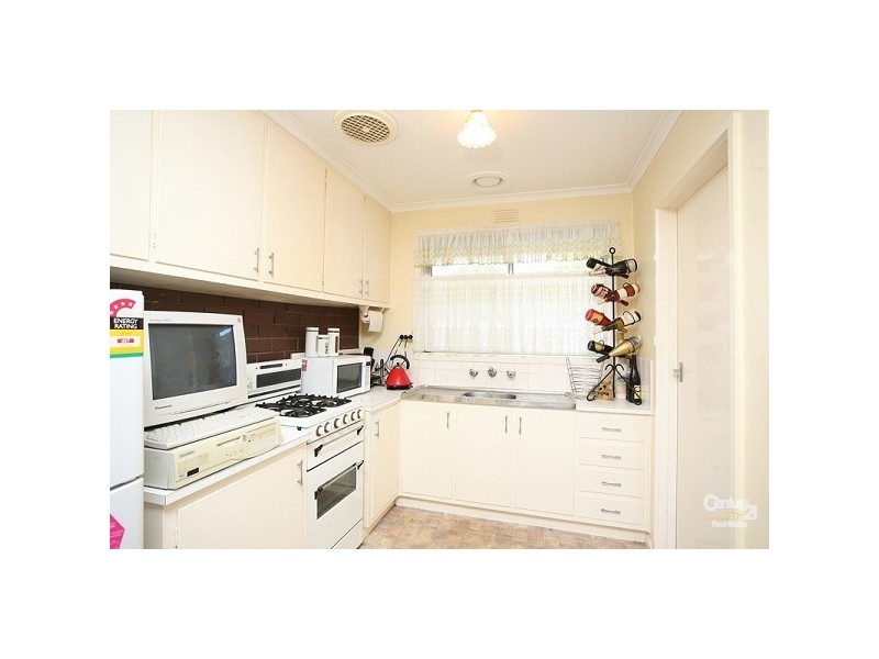 Unit 3, 29 Gairloch Dve, Frankston VIC 3199