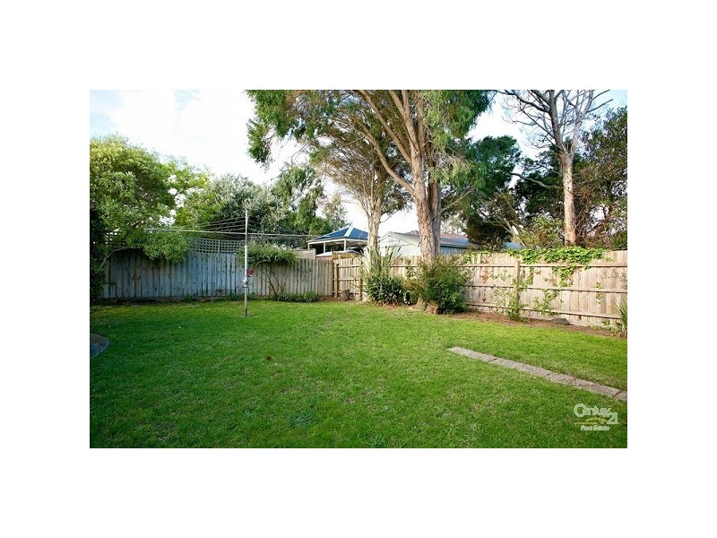 14 Bognor Avenue, Seaford VIC 3198
