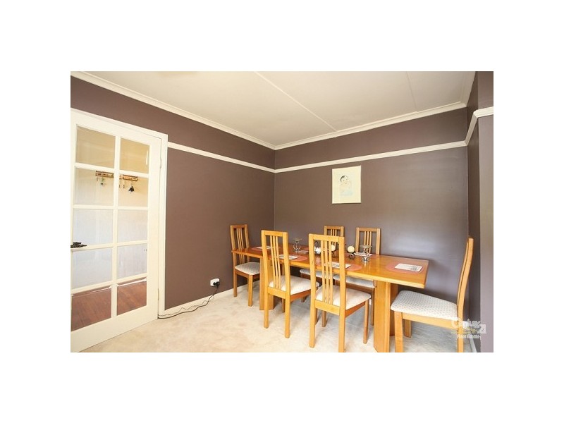 6 Moreton Street, Frankston North VIC 3200