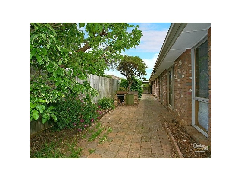 11 Ulric Court, Frankston VIC 3199