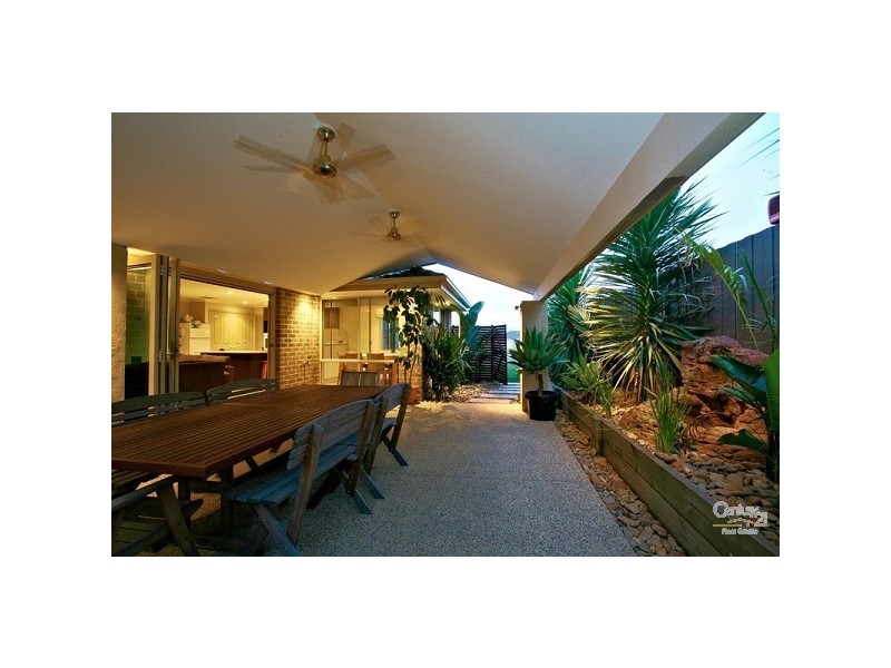 24 Diamond Parade, Skye VIC 3977
