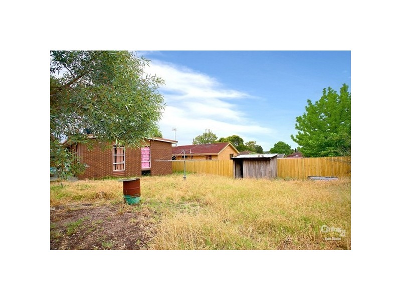 16 Honeysuckle Street, Frankston North VIC 3200